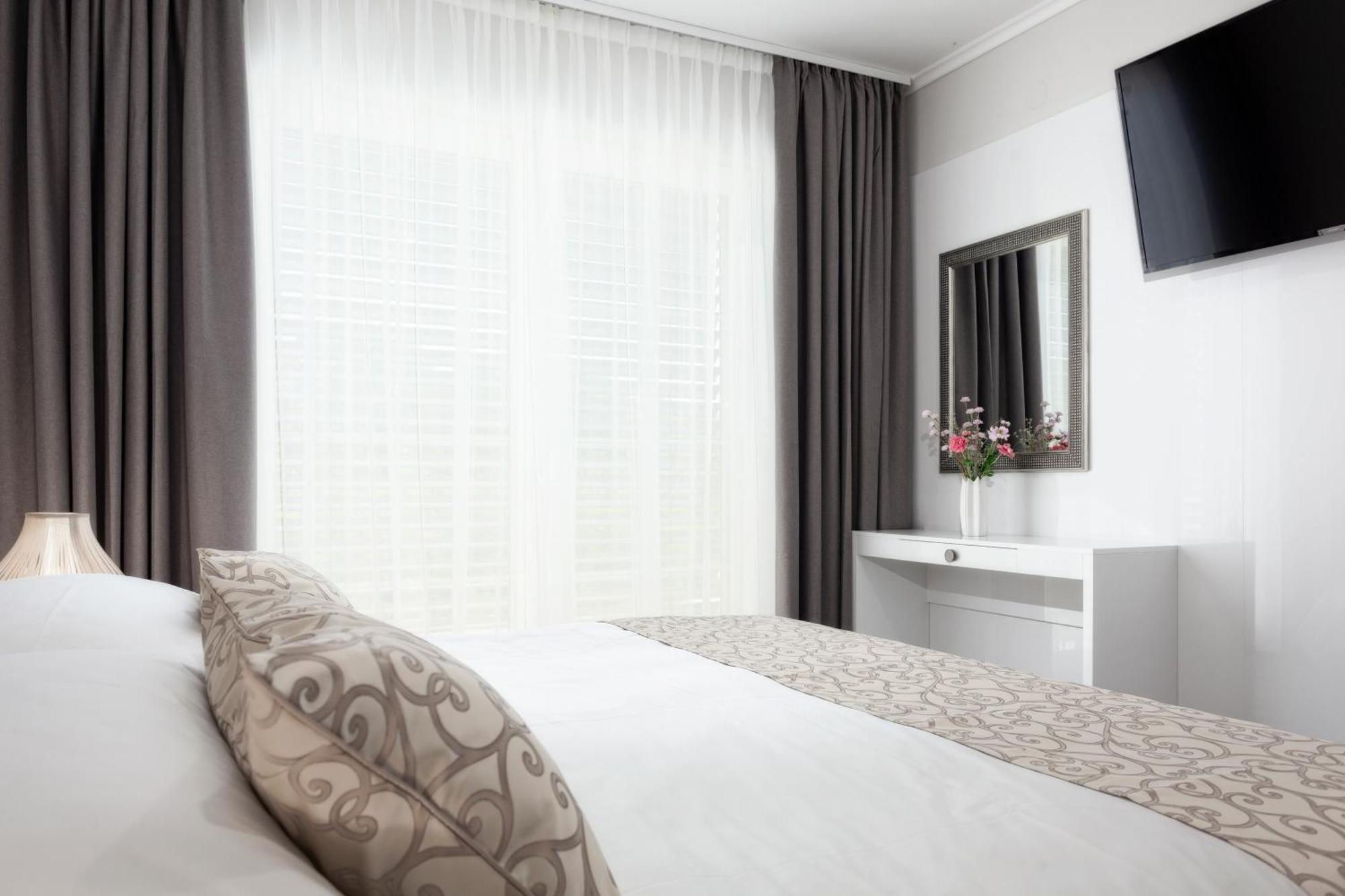 Luxury Rooms Vila Carissa Malinska Exterior photo